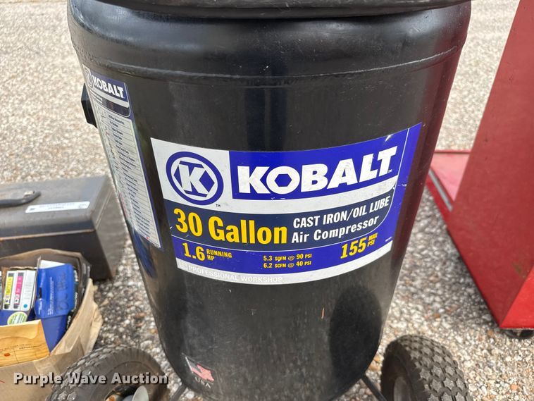 image for item EM8242 Tools