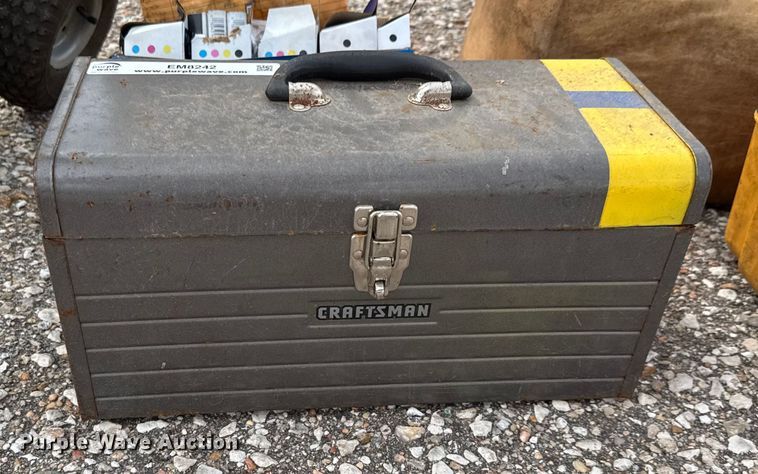 image for item EM8242 Tools