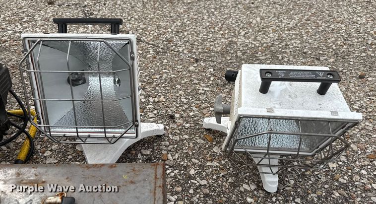 image for item EM8242 Tools