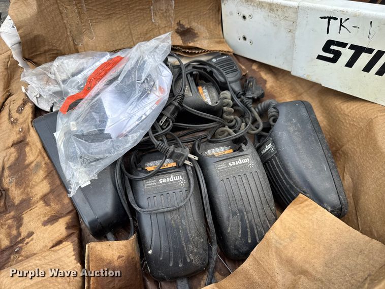 image for item EM8243 Emergency vehicle equipment