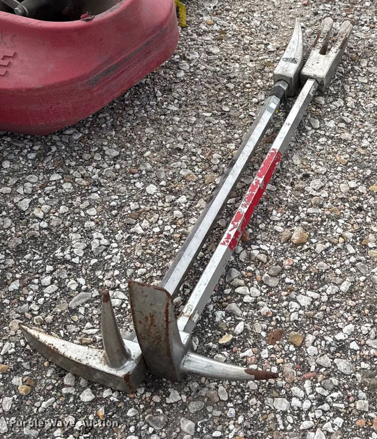 image for item EM8244 Emergency equipment