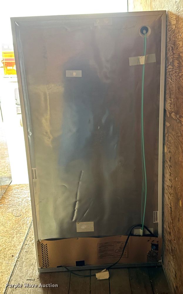 image for item EM8245 Appliances