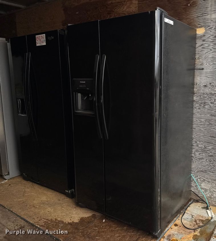 image for item EM8246 (3) refrigerators