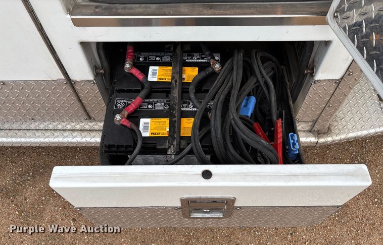 image for item EM8248 2010 Ford E450 ambulance