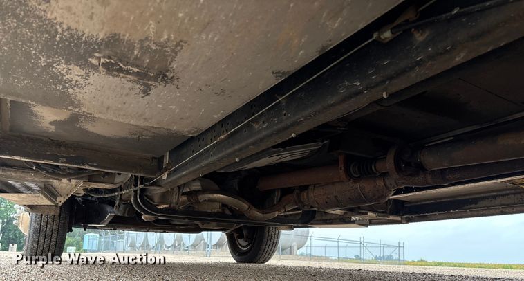 image for item EM8248 2010 Ford E450 ambulance