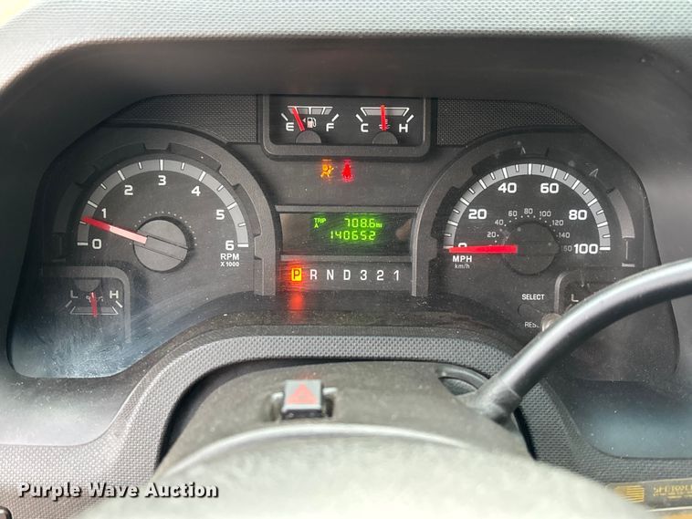 image for item EM8248 2010 Ford E450 ambulance