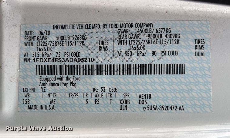 image for item EM8248 2010 Ford E450 ambulance