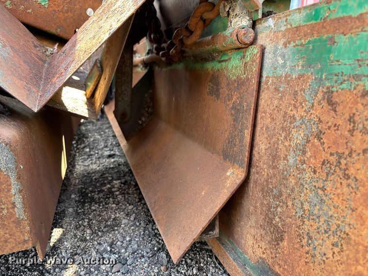 image for item EM8251 (2) Layton pavers