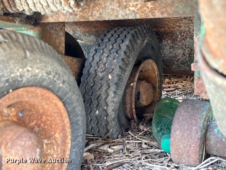 image for item EM8251 (2) Layton pavers