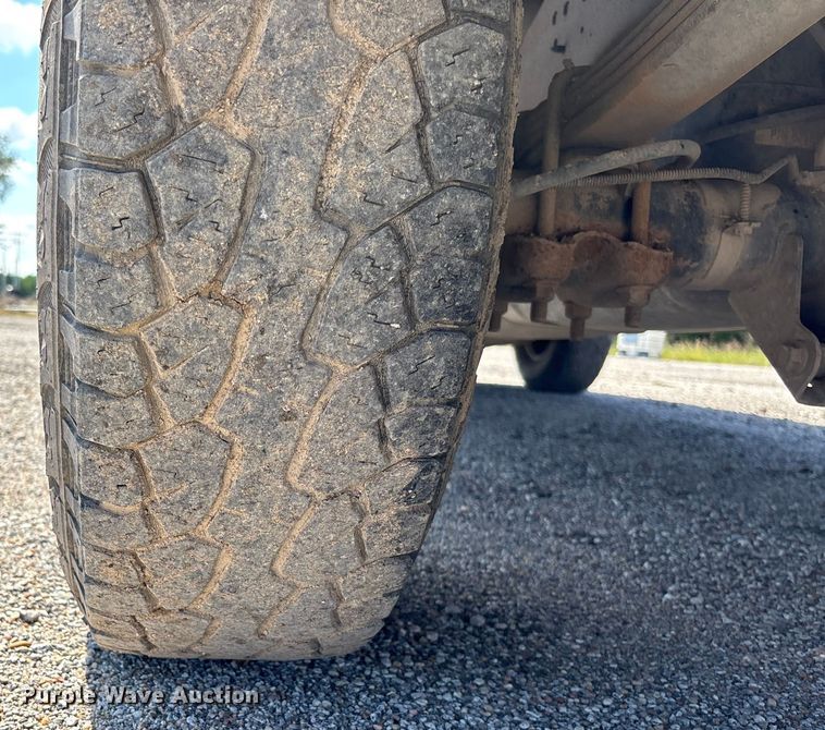 image for item EM8253 1996 Dodge Ram 1500 pickup truck