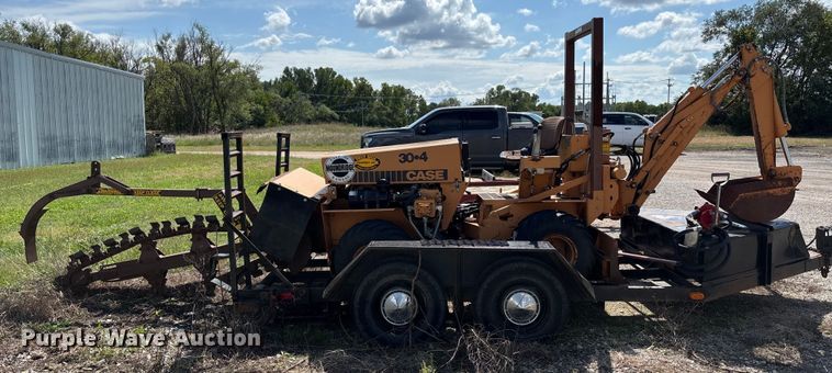 image for item EM8254 1985 Case 30+4 trencher