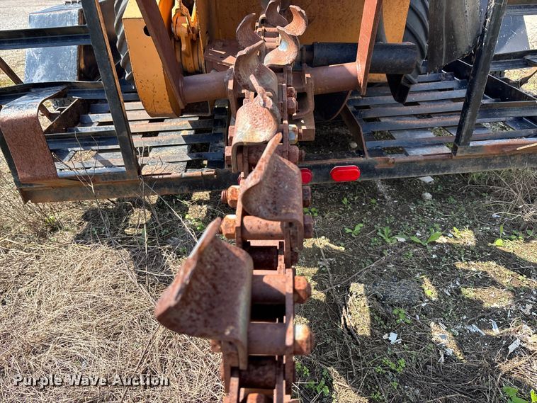 image for item EM8254 1985 Case 30+4 trencher