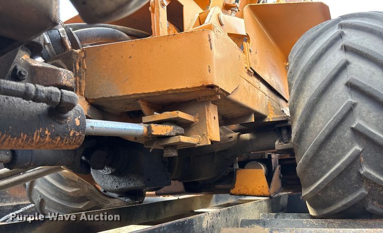 image for item EM8254 1985 Case 30+4 trencher