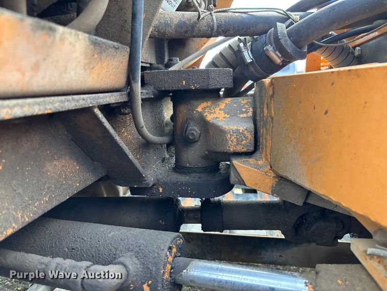 image for item EM8254 1985 Case 30+4 trencher