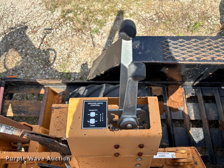 image for item EM8254 1985 Case 30+4 trencher