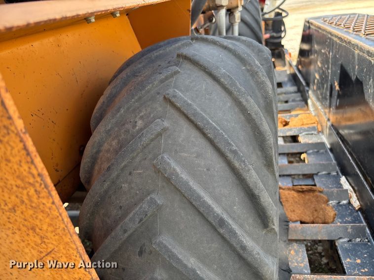 image for item EM8254 1985 Case 30+4 trencher