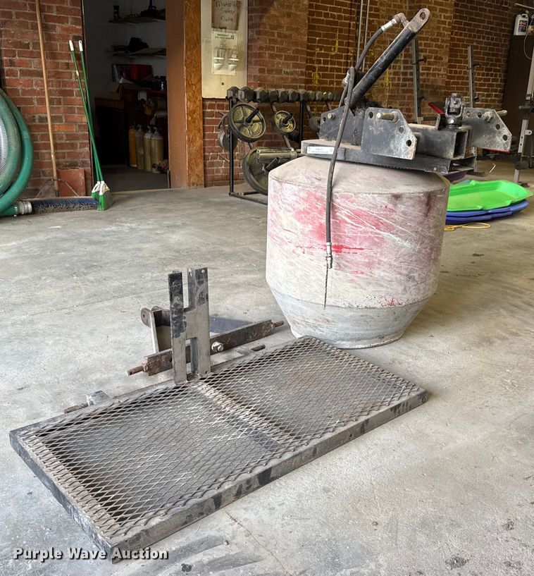 image for item EM8301 Worksaver 575 Mixer cement mixer