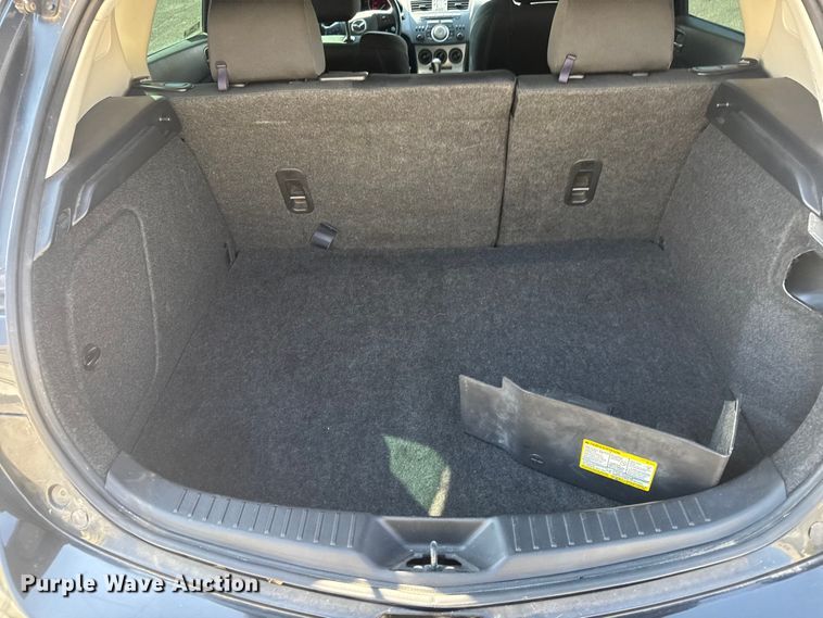 image for item EM8341 2011 Mazda Mazda 3 