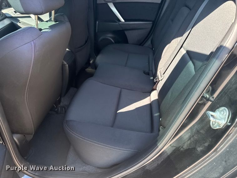 image for item EM8341 2011 Mazda Mazda 3 