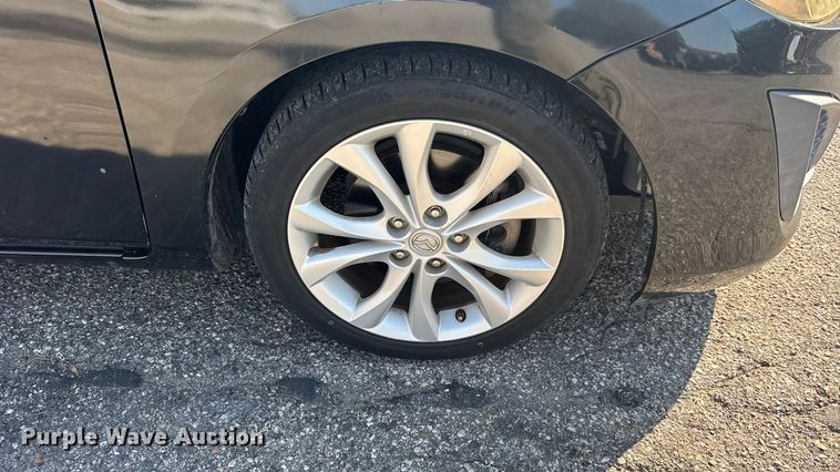 image for item EM8341 2011 Mazda Mazda 3 