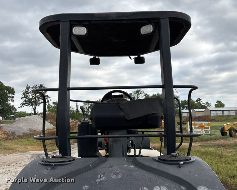 image for item EN5620 1999 Ingersoll Rand DD-70 double drum vibratory roller