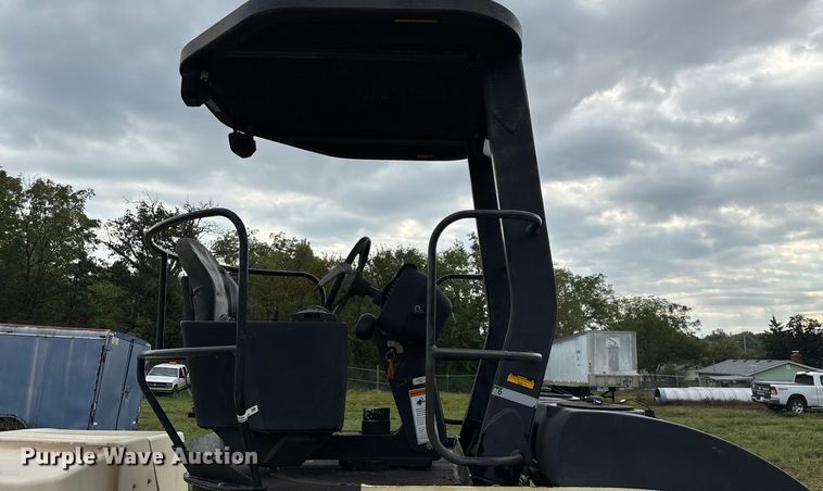 image for item EN5620 1999 Ingersoll Rand DD-70 double drum vibratory roller