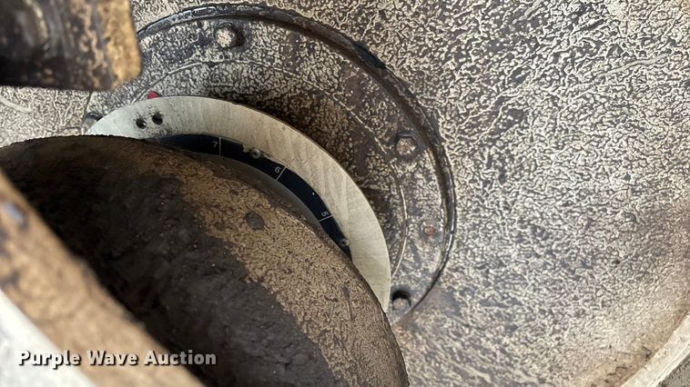 image for item EN5620 1999 Ingersoll Rand DD-70 double drum vibratory roller