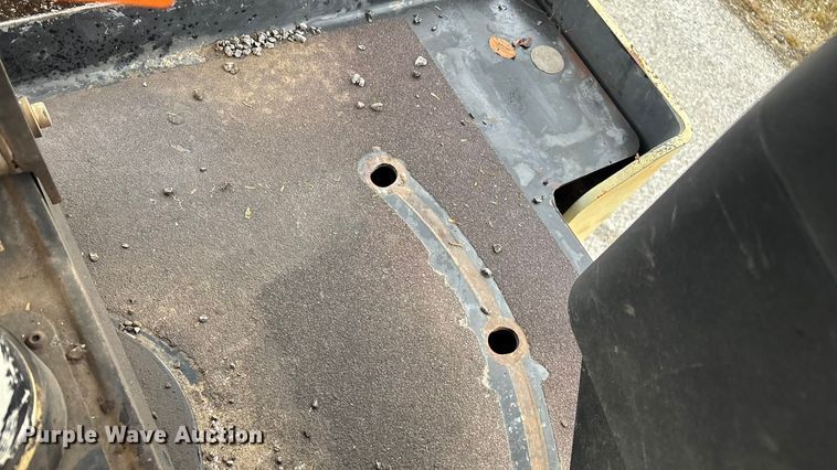 image for item EN5620 1999 Ingersoll Rand DD-70 double drum vibratory roller