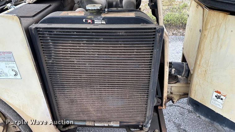 image for item EN5620 1999 Ingersoll Rand DD-70 double drum vibratory roller