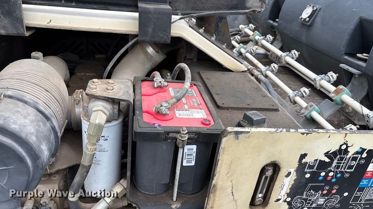 image for item EN5620 1999 Ingersoll Rand DD-70 double drum vibratory roller