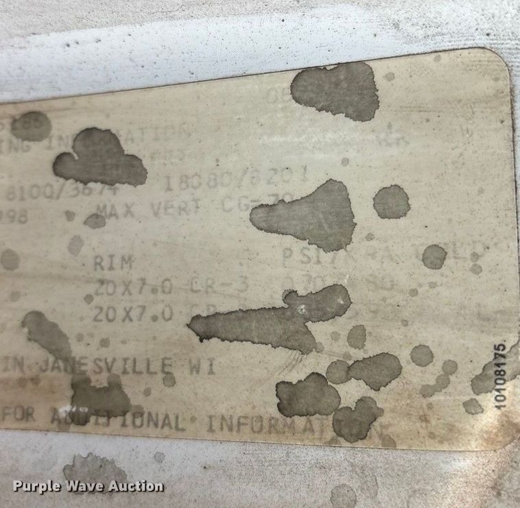 image for item EN5621 1993 Chevrolet Kodiak C5500  flatbed truck