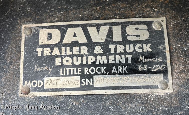 image for item EN5624 2009 International 9200i dump truck