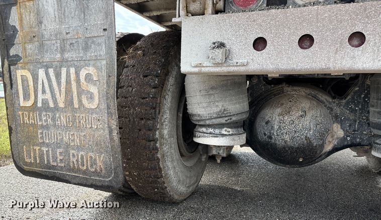 image for item EN5624 2009 International 9200i dump truck