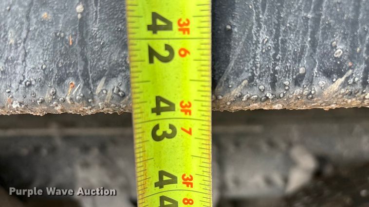 image for item EN5625 2009 International 9200i dump truck