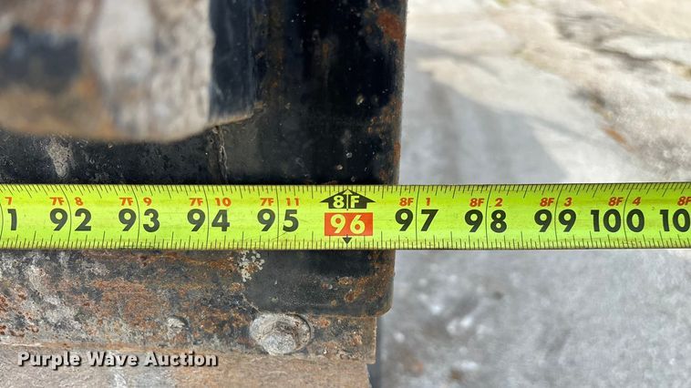 image for item EN5625 2009 International 9200i dump truck