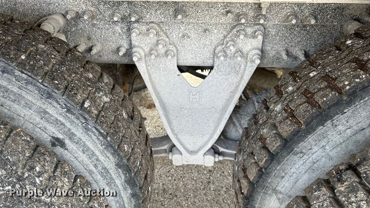 image for item EN5625 2009 International 9200i dump truck