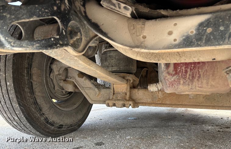 image for item EN5625 2009 International 9200i dump truck