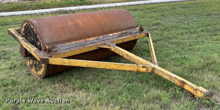 image for item EN5627 8' single drum roller