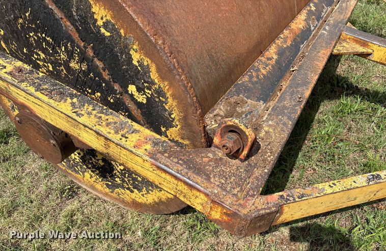 image for item EN5627 8' single drum roller