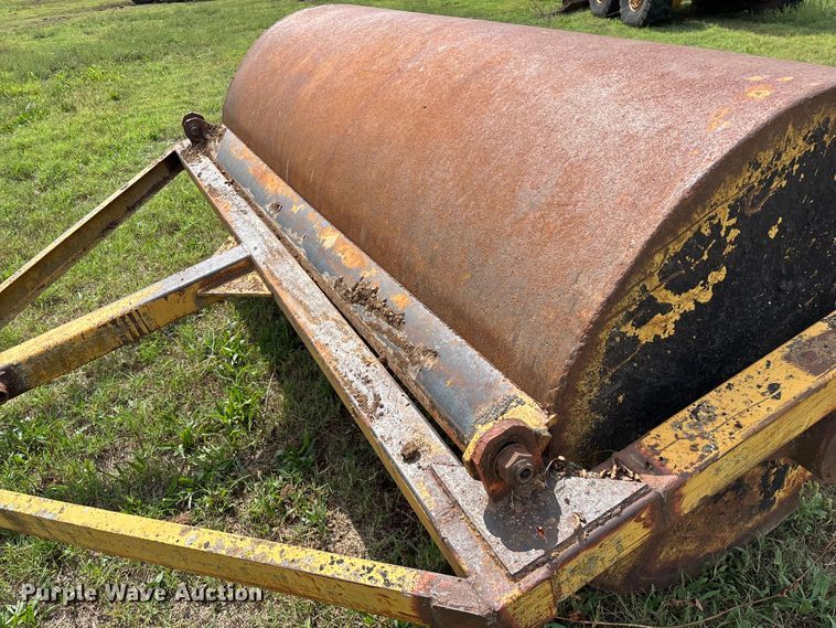 image for item EN5627 8' single drum roller