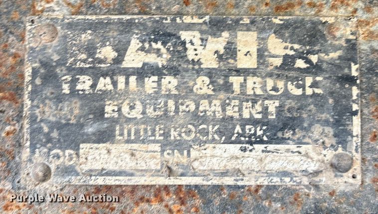 image for item EN5628 1994 Freightliner FLD  dump truck