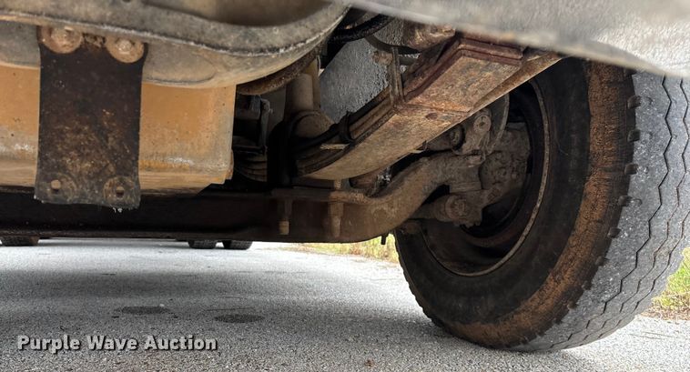 image for item EN5628 1994 Freightliner FLD  dump truck