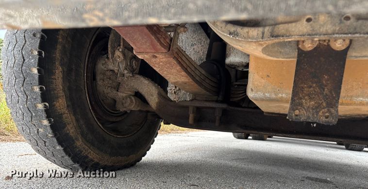 image for item EN5628 1994 Freightliner FLD  dump truck