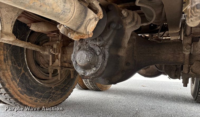 image for item EN5628 1994 Freightliner FLD  dump truck