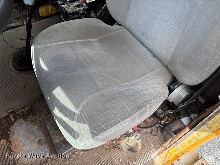 image for item EN5628 1994 Freightliner FLD  dump truck