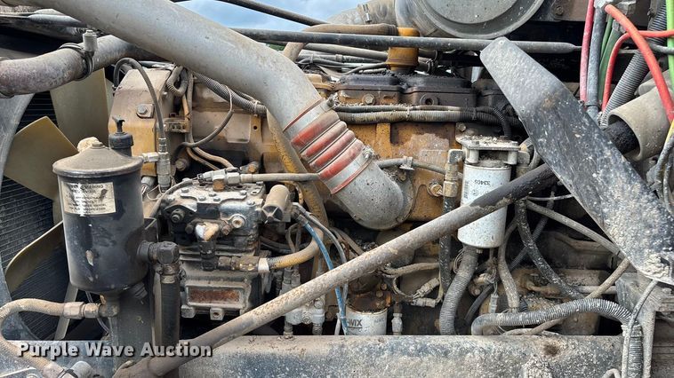 image for item EN5628 1994 Freightliner FLD  dump truck