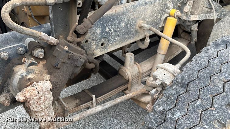 image for item EN5628 1994 Freightliner FLD  dump truck