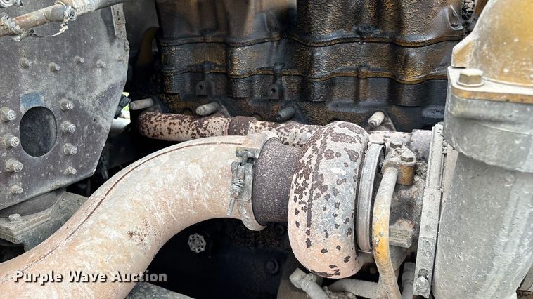 image for item EN5628 1994 Freightliner FLD  dump truck