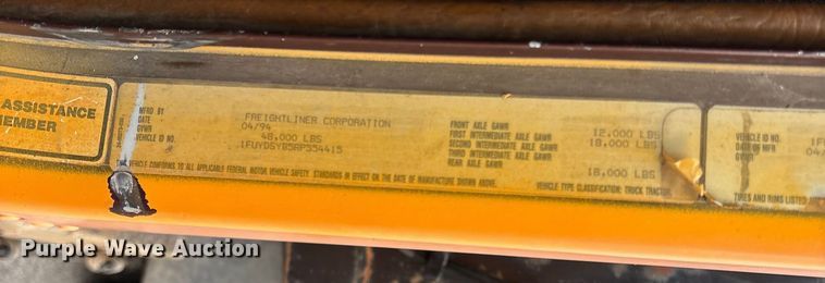 image for item EN5628 1994 Freightliner FLD  dump truck