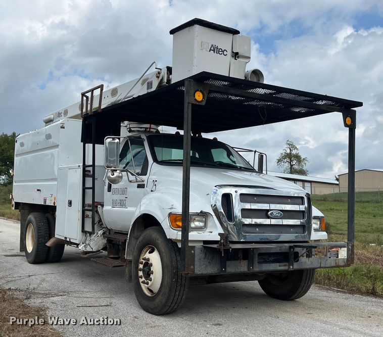 CAMIóN CON CANASTILLA 2012 FORD ALTEC